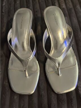 14th & Union Metallic Silver Square-Toe Thong Sandals